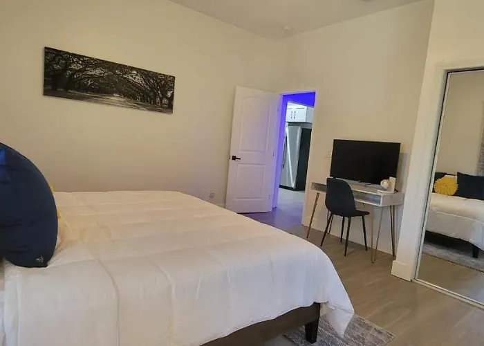 City Serenity-2Br Home Away From Home. 6 Min From Atl Airport